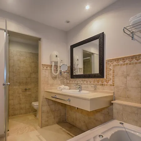 Malibu Mansions Sea View Siute Jacuzzi Malaga Mijas Fuengirola Spain *